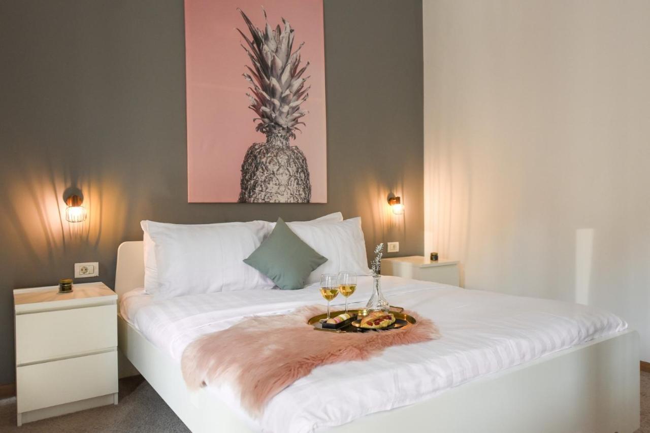 Best Location Old Town - New Studio Βουκουρέστι Εξωτερικό φωτογραφία