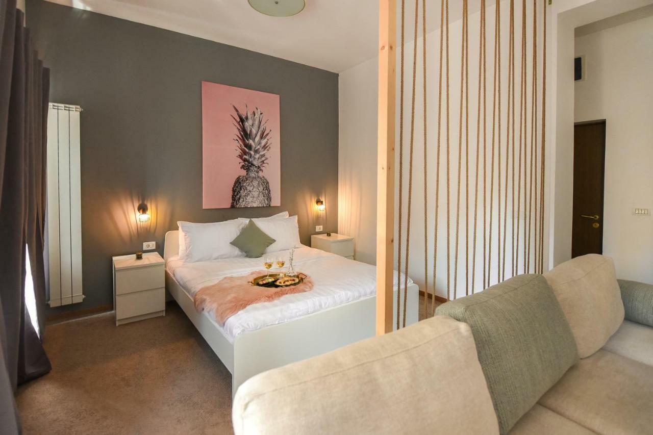 Best Location Old Town - New Studio Βουκουρέστι Εξωτερικό φωτογραφία